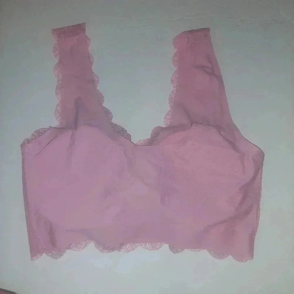Laura Ashley All Day Comfort Wireless Pull On Bra. Size Medium. - Picture 5 of 5